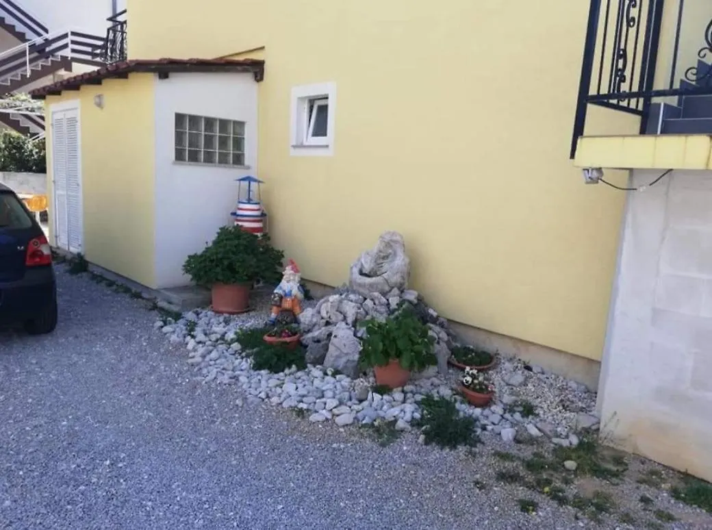 Abba Daire Crikvenica