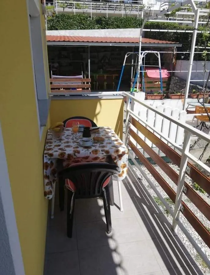 Abba Daire Crikvenica